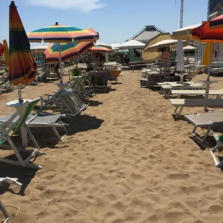 Di Monica Foscolo * Lido di Jesolo