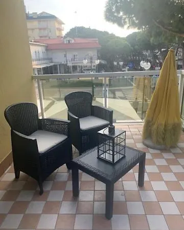 Di Monica Foscolo * Lido di Jesolo