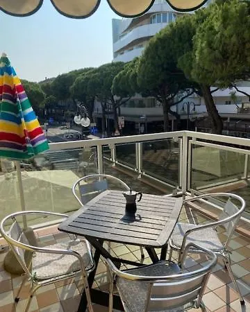 Di Monica Foscolo Apartamento
