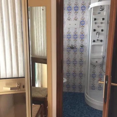 Da Monica -foscolo Daire *