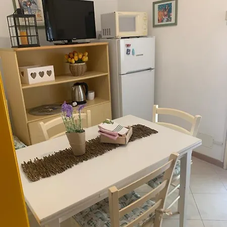 Daire Da Monica -foscolo *